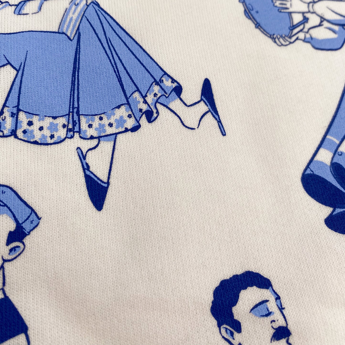 The blue musicians - Silk Printed sweatshirt